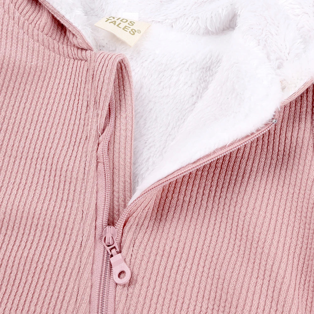 Den sötaste sparkdräkten för din lilla – TinyTales Babybody zipperdräkt